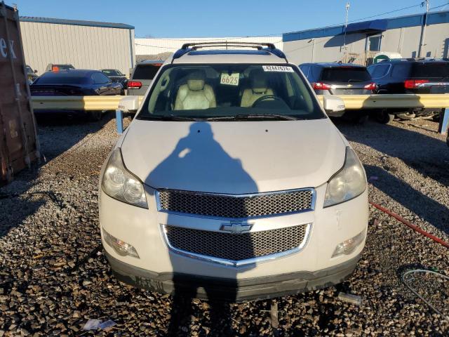 1GNKRLED1CJ116356 - 2012 CHEVROLET TRAVERSE LTZ CREAM photo 5