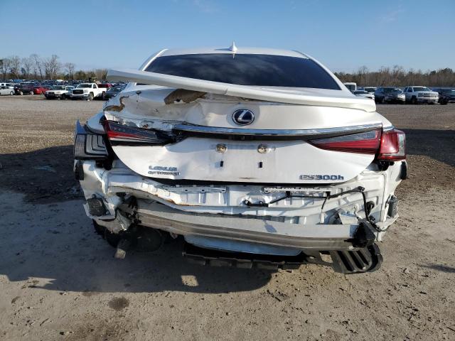 58AE21B16LU011713 - 2020 LEXUS ES 300H LUXURY WHITE photo 6