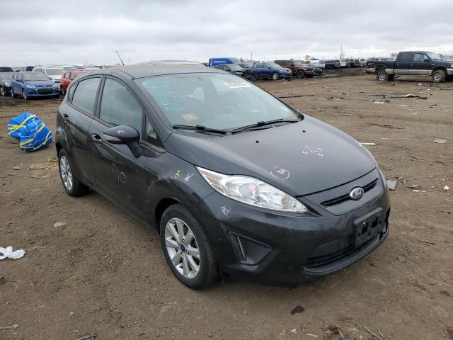 3FADP4EJ3DM141093 - 2013 FORD FIESTA SE BLACK photo 4