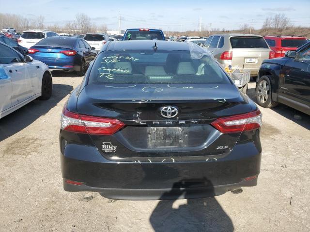 4T1F11AK2LU886487 - 2020 TOYOTA CAMRY XLE BLACK photo 6