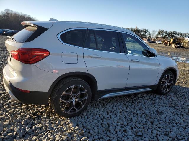 WBXJG9C06L5P94125 - 2020 BMW X1 XDRIVE28I WHITE photo 3