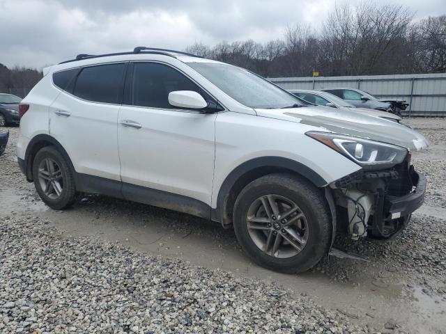 5NMZU3LB8HH029297 - 2017 HYUNDAI SANTA FE S WHITE photo 4