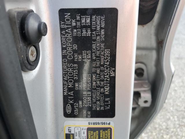 KNDJT2A51C7452391 - 2012 KIA SOUL SILVER photo 12