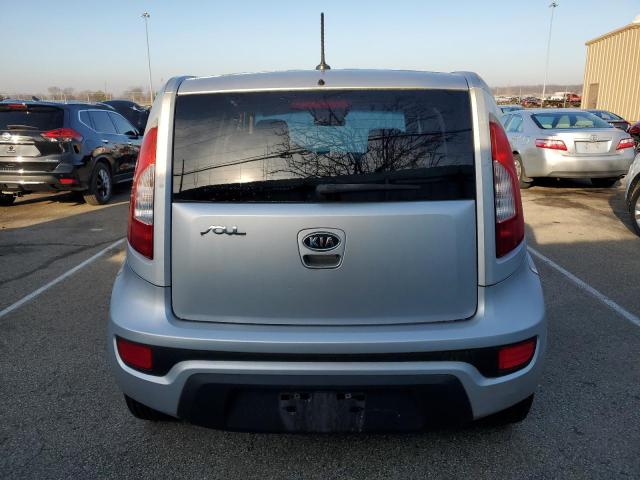 KNDJT2A51C7452391 - 2012 KIA SOUL SILVER photo 6