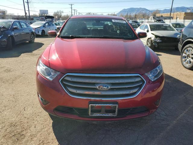 1FAHP2H82HG135199 - 2017 FORD TAURUS SEL RED photo 5