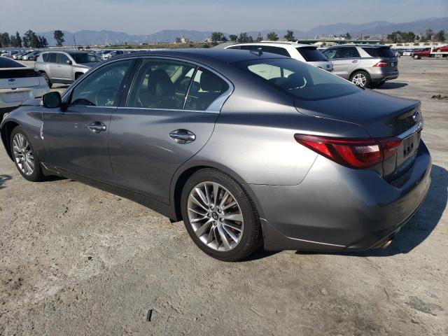 JN1EV7AP8JM358715 - 2018 INFINITI Q50 LUXE GRAY photo 2