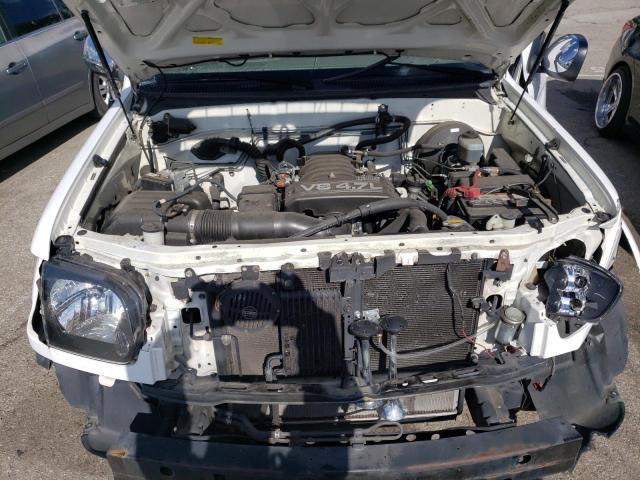 5TBET34185S489701 - 2005 TOYOTA TUNDRA DOUBLE CAB SR5 WHITE photo 11