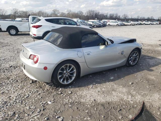 4USBT335X5LR71371 - 2005 BMW Z4 2.5 SILVER photo 3