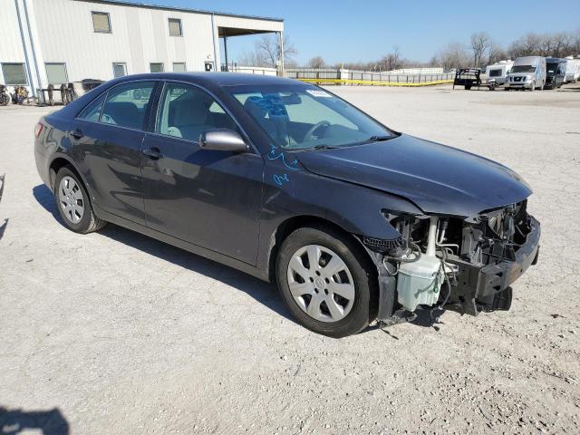 4T1BF3EK8BU131297 - 2011 TOYOTA CAMRY BASE GRAY photo 4