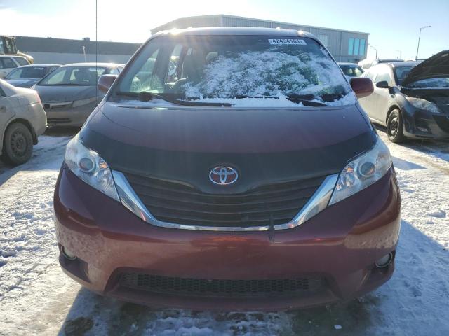 5TDKK3DC2DS367512 - 2013 TOYOTA SIENNA LE RED photo 5