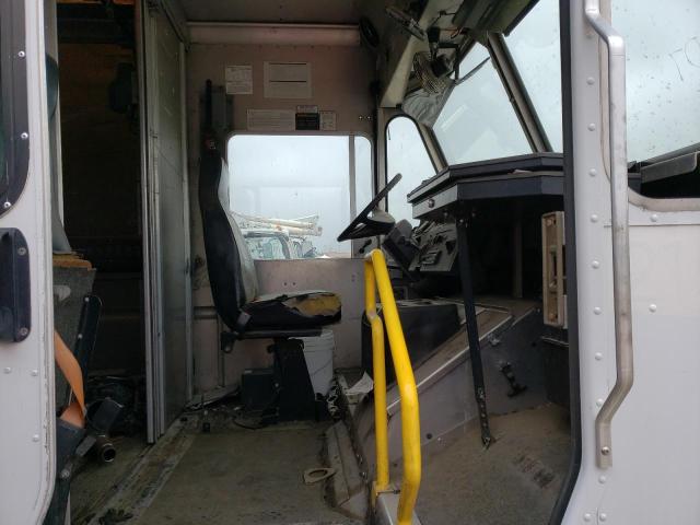 4UZAC3DV4CCBE5459 - 2012 FREIGHTLINER CHASSIS M LINE WALK-IN VAN WHITE photo 7