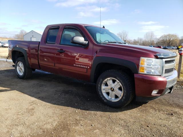 2GCEK19J281210651 - 2008 CHEVROLET silverado K1500 MAROON photo 4