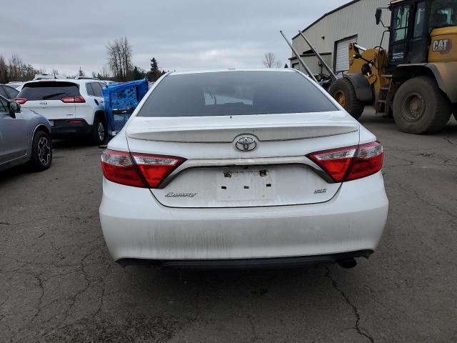 4T1BF1FK3HU310889 - 2017 TOYOTA CAMRY LE WHITE photo 6