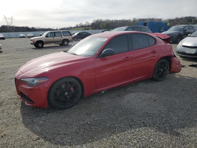 ZARFAMANXK7621920 - 2019 ALFA ROMEO GIULIA RED photo 1