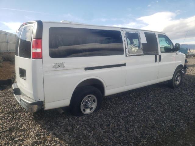 1GAZGPFG4H1156606 - 2017 CHEVROLET EXPRESS G3 LT WHITE photo 3