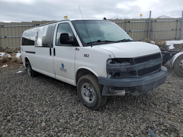 1GAZGPFG4H1156606 - 2017 CHEVROLET EXPRESS G3 LT WHITE photo 9