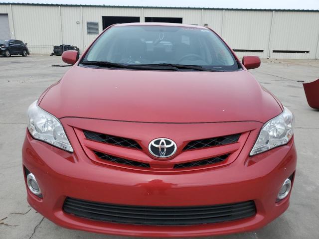 5YFBU4EE0DP189835 - 2013 TOYOTA COROLLA BASE RED photo 5