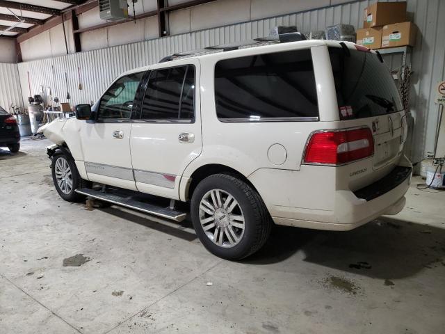 5LMFU28527LJ24637 - 2007 LINCOLN NAVIGATOR WHITE photo 2