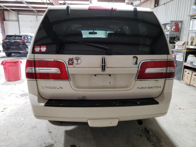 5LMFU28527LJ24637 - 2007 LINCOLN NAVIGATOR WHITE photo 6