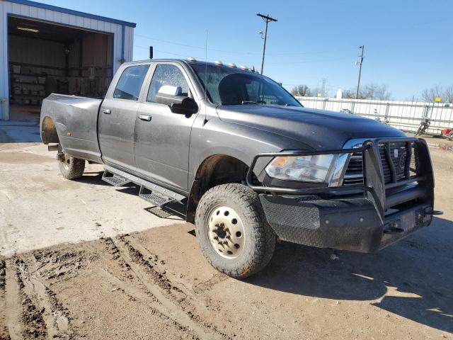 3C63RRHL5JG270318 - 2018 RAM 3500 SLT GRAY photo 4