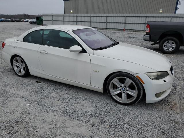 WBAWL73588PX55141 - 2008 BMW 335 I WHITE photo 4