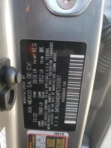 3KPA24AD4PE533087 - 2023 KIA RIO LX SILVER photo 13