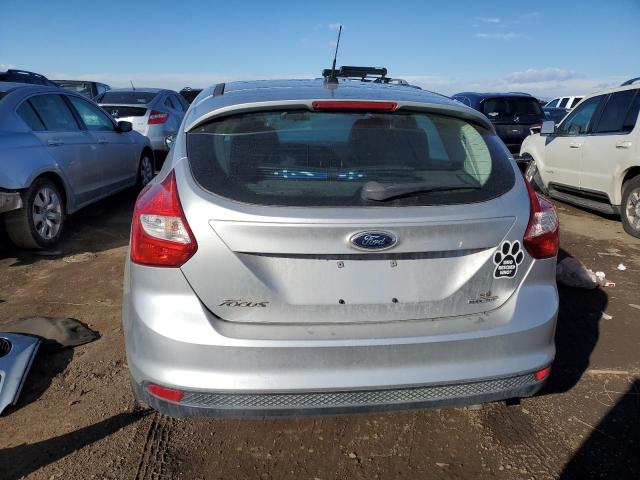 1FADP3K24DL137689 - 2013 FORD FOCUS SE SILVER photo 6