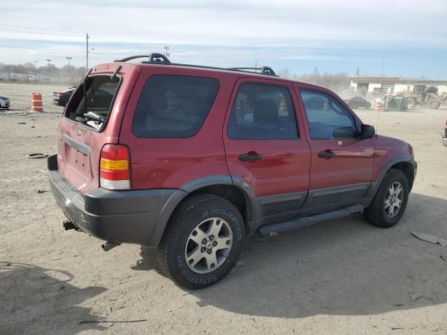 1FMYU93154KB33956 - 2004 FORD ESCAPE XLT RED photo 3