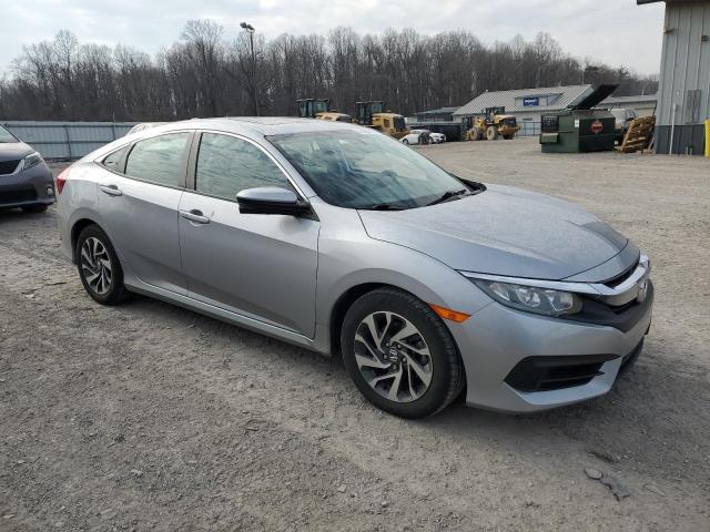 2HGFC2F71JH515296 - 2018 HONDA CIVIC EX SILVER photo 4