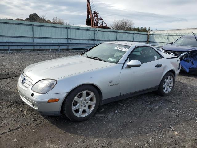 WDBKK47F5YF146647 - 2000 MERCEDES-BENZ SLK 230 KOMPRESSOR SILVER photo 1