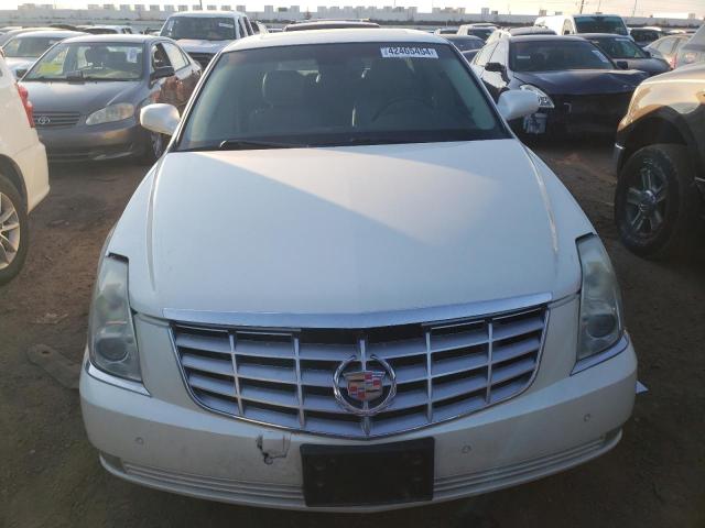 1G6KD57Y28U153282 - 2008 CADILLAC DTS WHITE photo 5