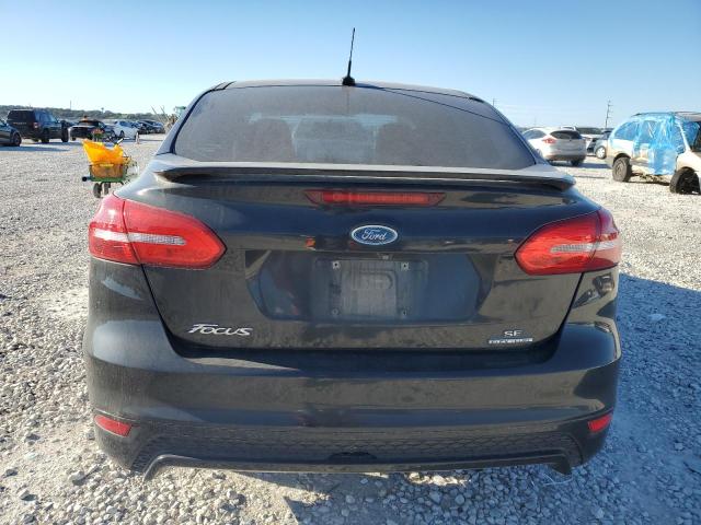 1FADP3F26FL313784 - 2015 FORD FOCUS SE BLACK photo 6