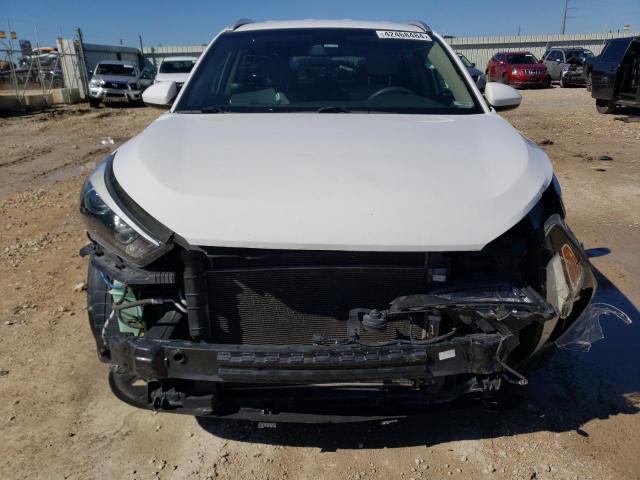 KM8J3CA49JU622651 - 2018 HYUNDAI TUCSON SEL WHITE photo 5