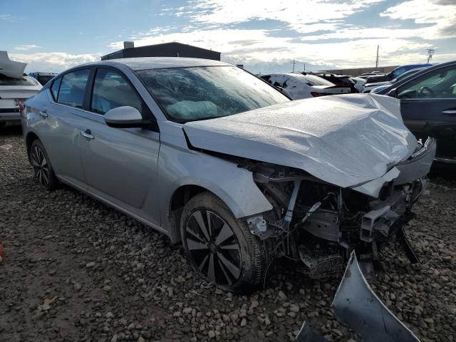 1N4BL4DWXNN379997 - 2022 NISSAN ALTIMA SV SILVER photo 4