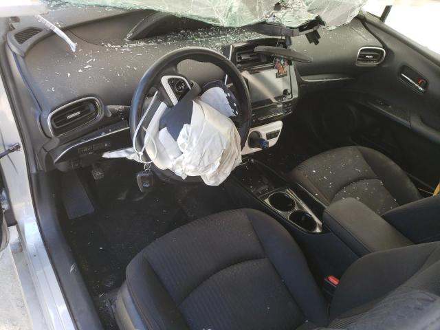 JTDKARFP6H3036896 - 2017 TOYOTA PRIUS PRIM 银色 照片 8