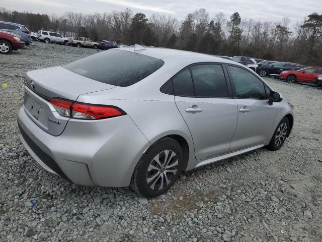 JTDEAMDE2NJ056104 - 2022 TOYOTA COROLLA LE SILVER photo 3