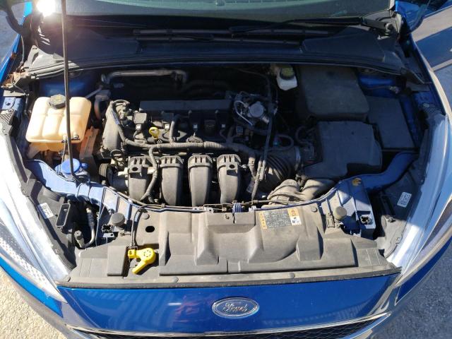 1FADP3K28JL304535 - 2018 FORD FOCUS SE BLUE photo 11