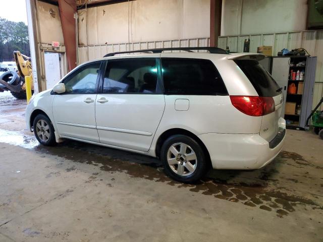 5TDZK22C17S092053 - 2007 TOYOTA SIENNA XLE WHITE photo 2