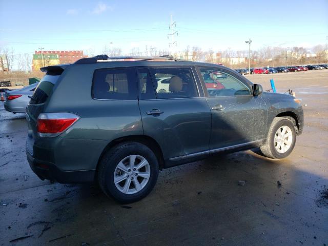 5TDZA3EH9DS039628 - 2013 TOYOTA HIGHLANDER BASE رمادي صورة 3