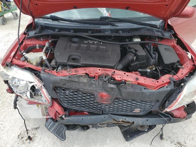 1NXBU4EE0AZ281036 - 2010 TOYOTA COROLLA BASE RED photo 11