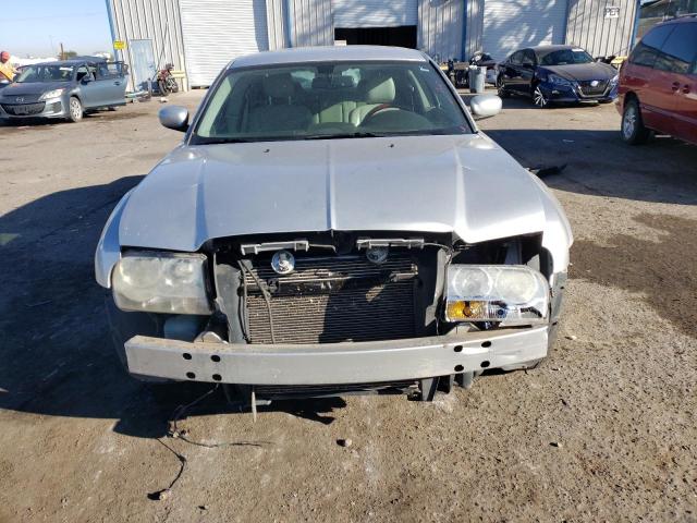 2C3KA53G56H427047 - 2006 CHRYSLER 300 TOURING SILVER photo 5