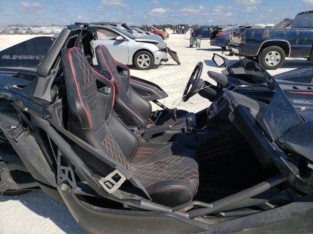 57XAAPFA5H8119841 - 2017 POLARIS SLINGSHOT SL BLACK photo 5