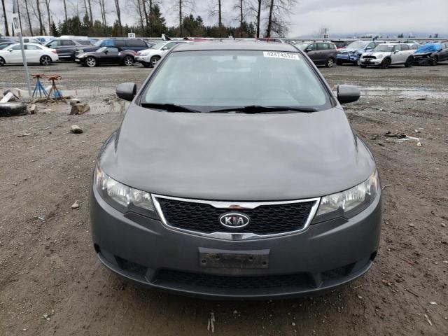 KNAFU4A28D5681911 - 2013 KIA FORTE EX BLACK photo 5