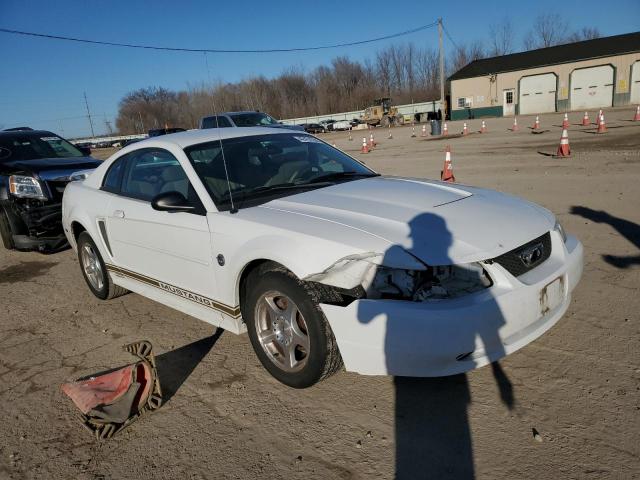 1FAFP40624F215499 - 2004 FORD MUSTANG WHITE photo 4