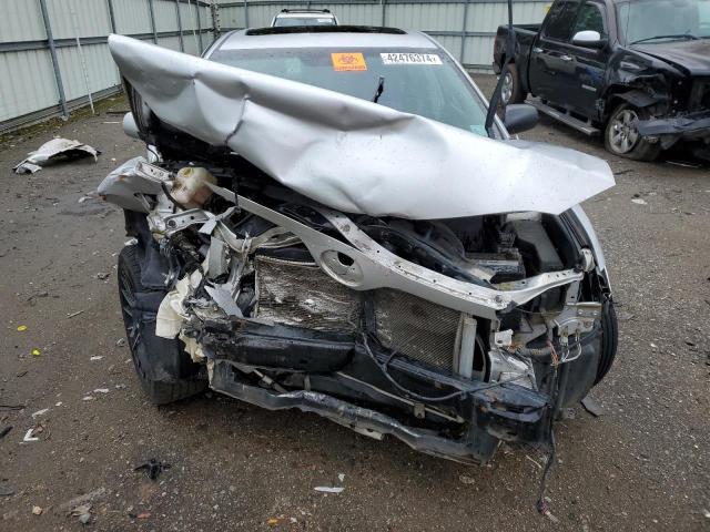 4T1BF3EK3BU216936 - 2011 TOYOTA CAMRY BASE SILVER photo 11