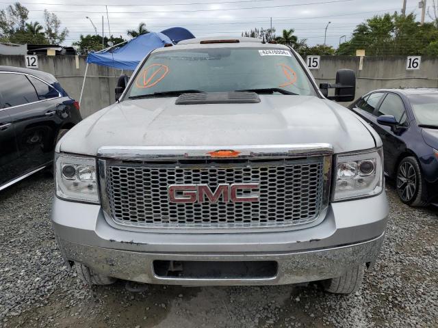 1GT424C85CF227061 - 2012 GMC SIERRA K3500 SLT SILVER photo 5