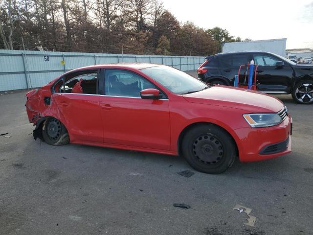 3VWDP7AJXDM360972 - 2013 VOLKSWAGEN JETTA SE RED photo 4