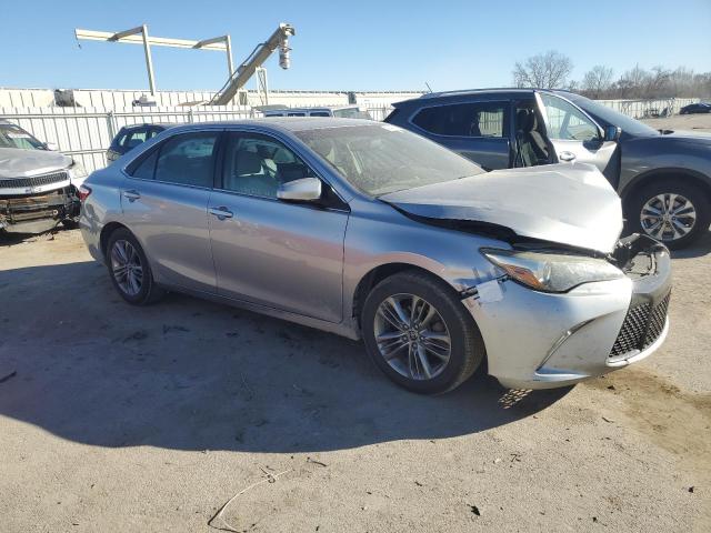 4T1BF1FK9FU480493 - 2015 TOYOTA CAMRY LE SILVER photo 4