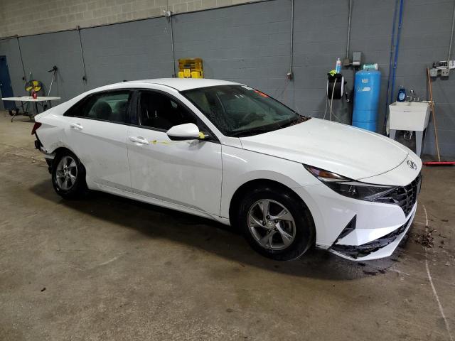 5NPLL4AG0MH047528 - 2021 HYUNDAI ELANTRA SE WHITE photo 4