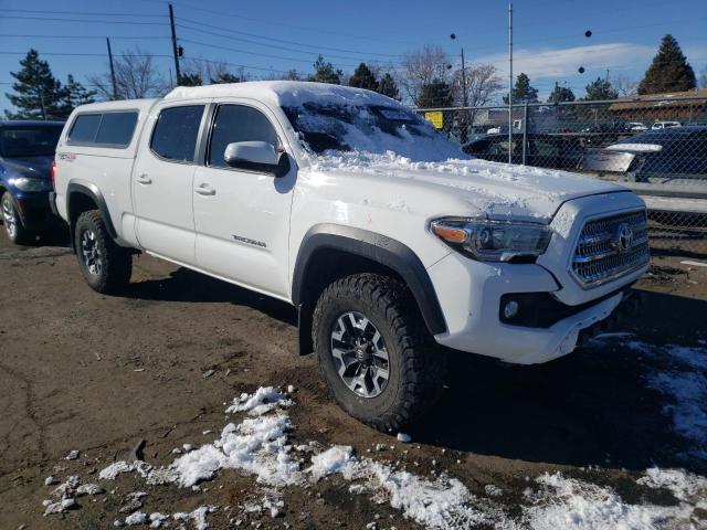 3TMDZ5BN3HM027666 - 2017 TOYOTA TACOMA DOUBLE CAB WHITE photo 4